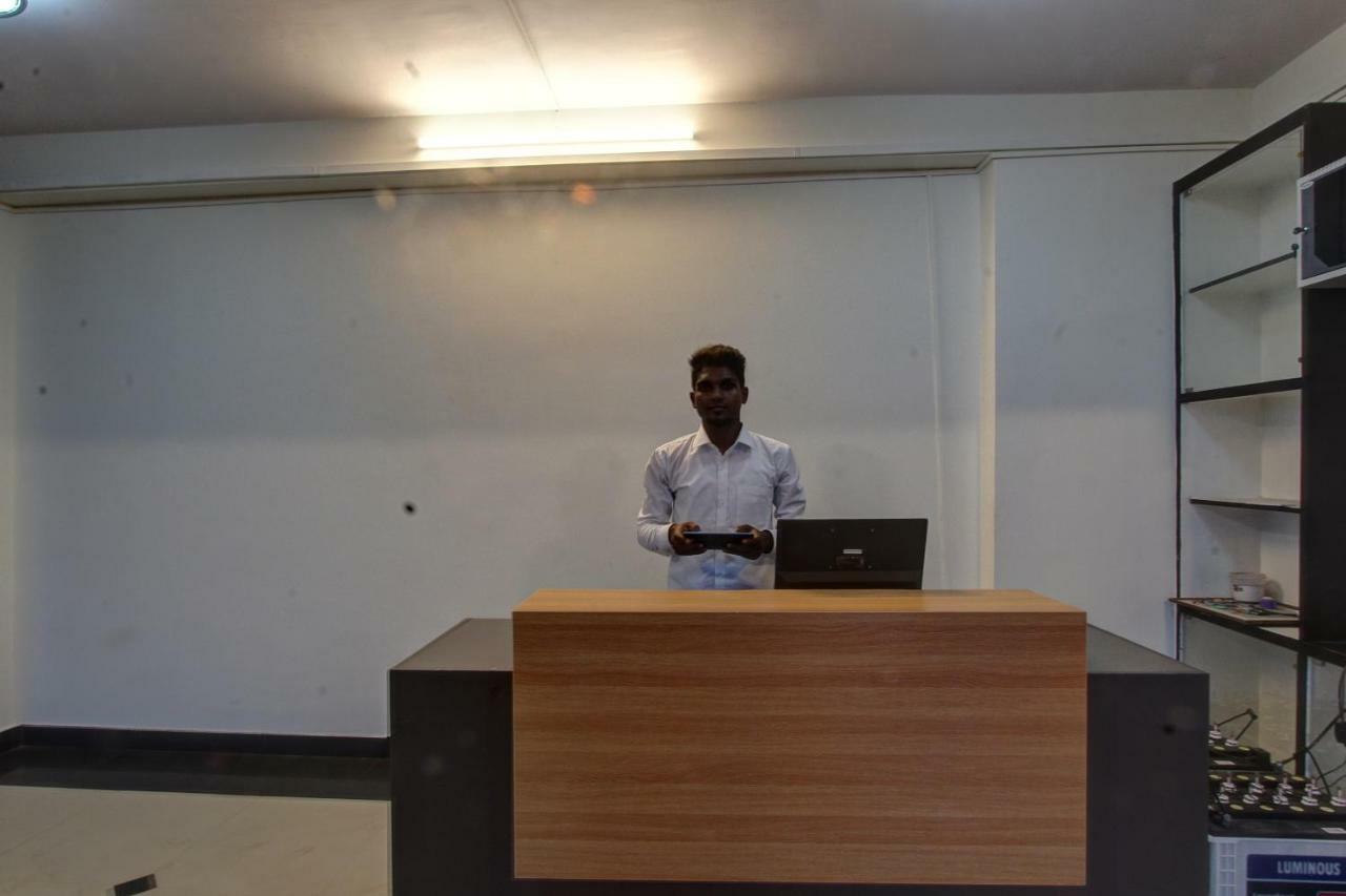 Oyo Flagship 36650 Tristar Inn Coimbatore Bagian luar foto